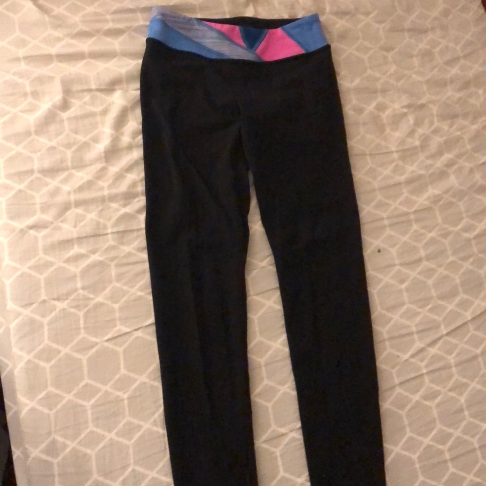 Ivviva reversible black leggings